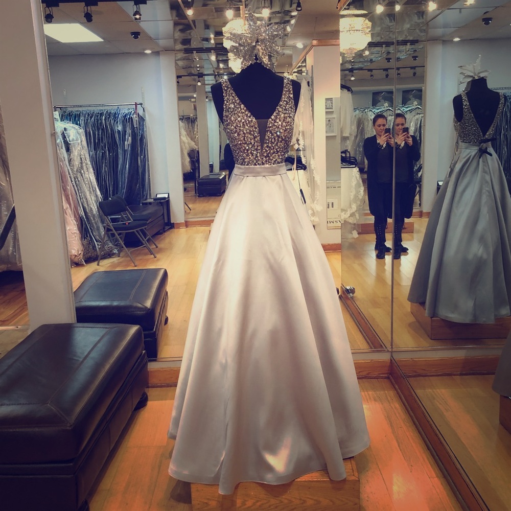 Long ball gown with pockets